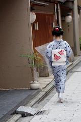 春桜・舞妓さんの舞をどり