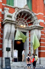 秋の夜長　夜間開館の博物館がない