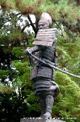 織田信長を訪ねて　総見院・本能寺・二条殿 : 信長公銅像