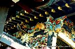 京都の秋 : 極彩色彫刻と鍍金金具に目を奪われる