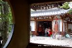 節分の西陣を歩いて : 達磨寺の達磨堂