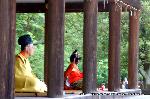 葵祭の前儀　賀茂競馬会 : 走り終えた左方乗尻が座す馬場殿