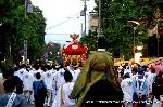御霊さんで一初を　大田ノ沢で杜若 : 還幸祭のラストシーン　宮入　