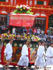 祇園祭　後祭の花笠巡行