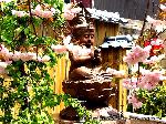 八重桜の園　千本ゑんま堂 : 童観音