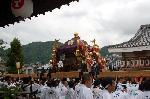 春祭最後の嵯峨祭 : 嵯峨祭　今年最後の差しあげ