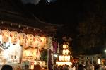 粟田大燈呂　ねぶた祭の原点か : 十二燈(じゅうにん)に灯りが点る