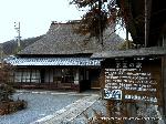 三千院初午大根焚きを歩く : 築200年の保存される「茅葺の家」