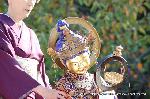 泉涌寺即成院　二十五菩薩お練り供養 : 大威徳王菩薩は瓔珞(ようらく/珠のついた網状の飾り物)