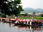 三船祭　車折神社 : 今様船