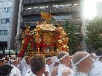 京都街角風景 : サンケイデザイン 吉川 忠男さん 烏丸高辻上ル大政所前。豊臣秀吉が今の四条寺町に移すま?ではここが御旅所でした。