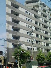 【言っておきたい古都がある・２９】 : 三角形の土地のマンション